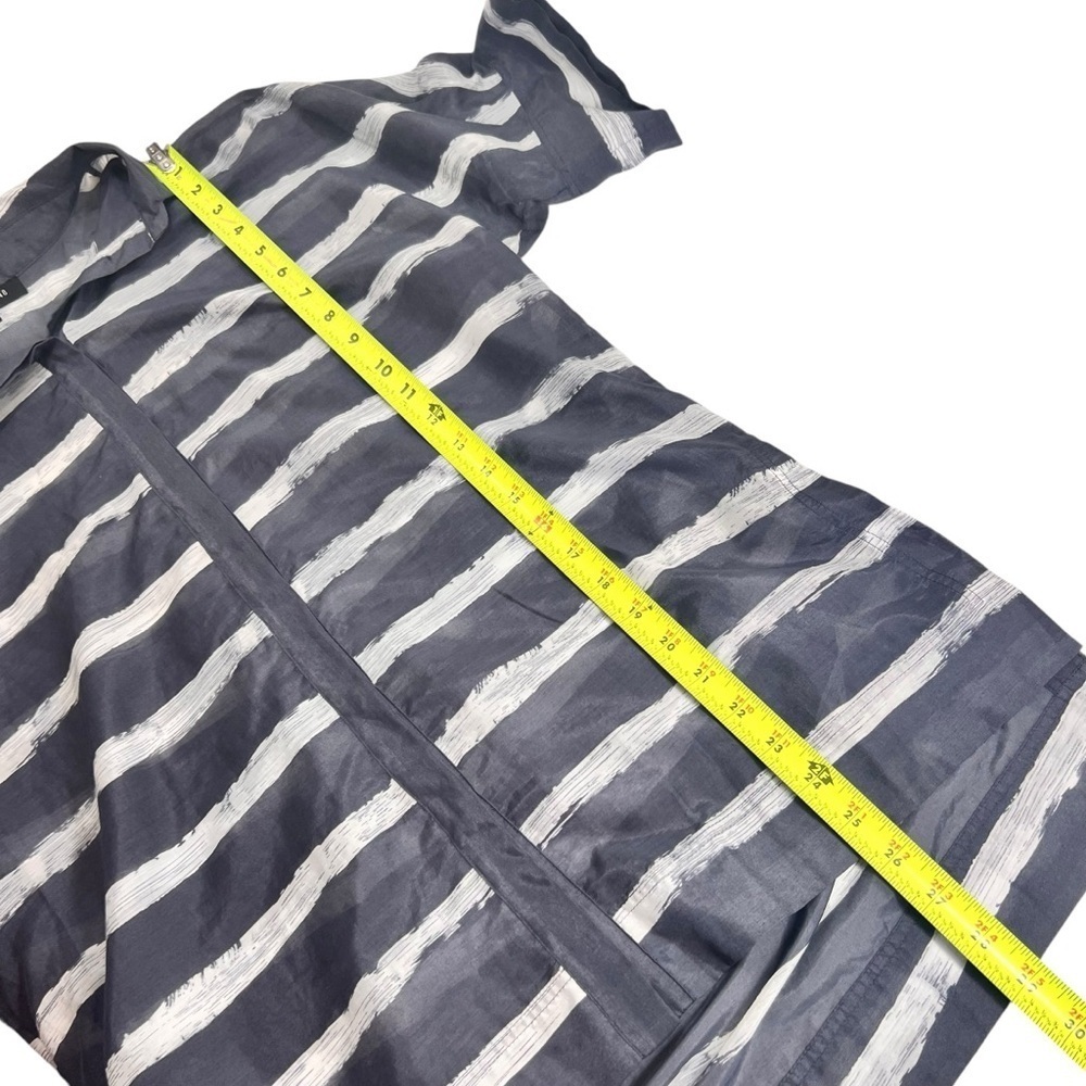 Lafayette 148 Cotton/Silk Blend Gray and White Striped Hi Low Blouse - Picture 8 of 12